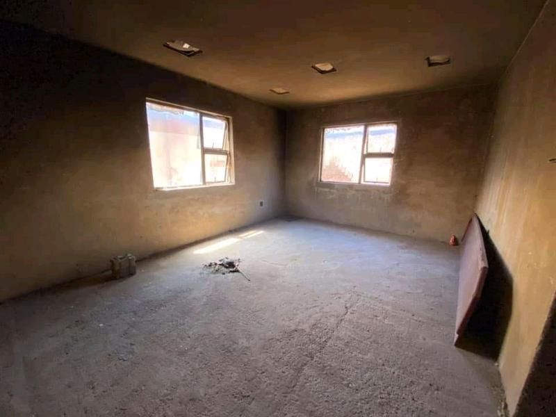 Double Storey For Sale in Protea-Glen - Photo 7