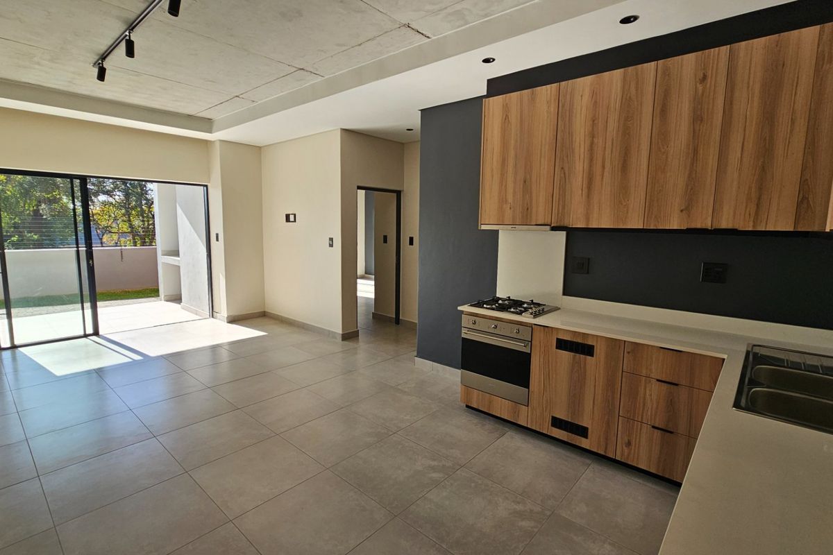 PRESTIGE FEENSTRA DEVELOPMENT: WATERKLOOF PARK - 2 BEDROOM 2 BATHROOM - Photo 4