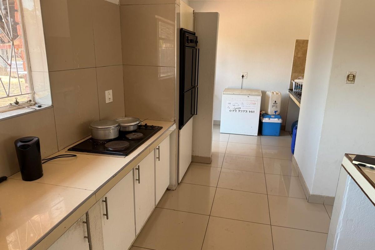 A RARE FIND | SOLE MANDATE - Photo 5