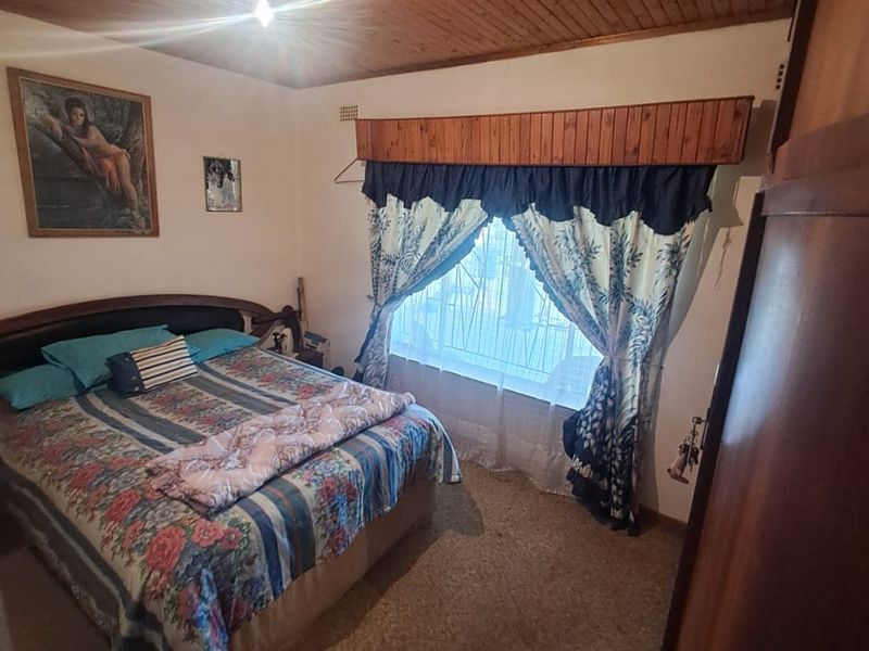 Spacious 3-Bedroom Home with Flatlet – Perfect for Family Living! - Photo 10