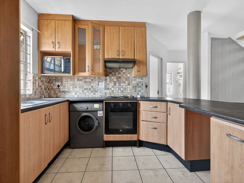 New Listing -   Duplex 2 beds 2 baths with a VIEW - Photo 6