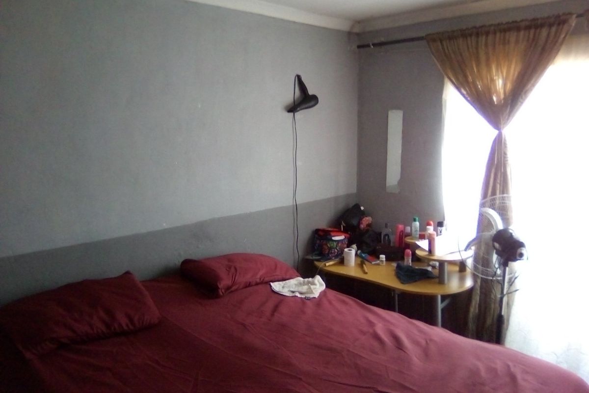 3 bedroom house for Sale in Lotus Garden  - Photo 5