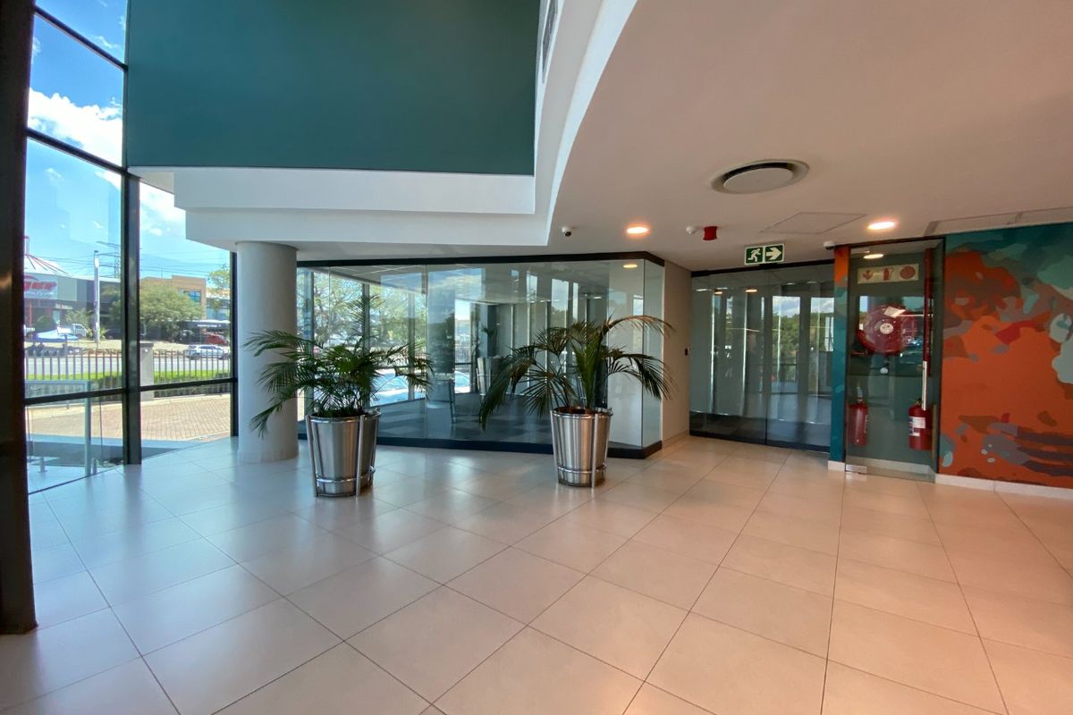 Prime Office Suite Available In Menlyn - Photo 2