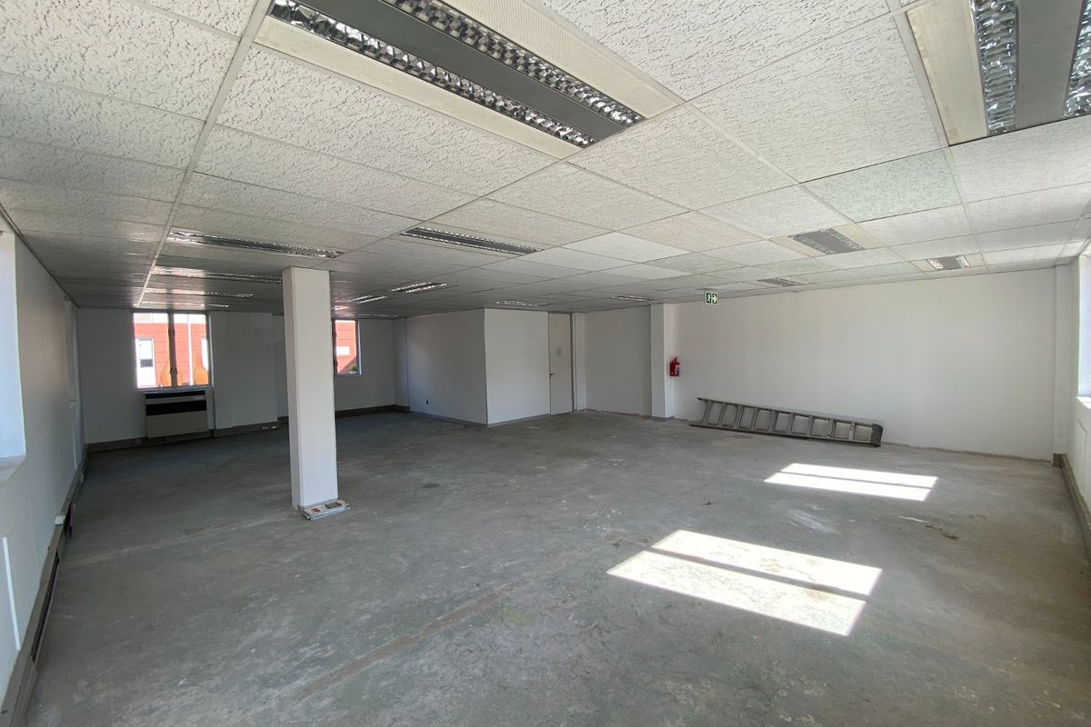 Ground Floor Office To Let In Faerie Glen - Photo 5