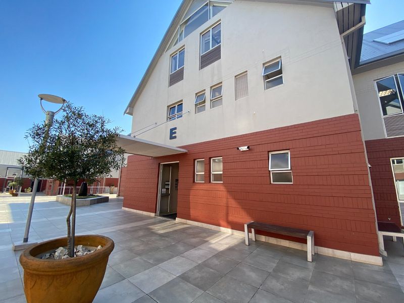 Ground Floor Office To Let In Faerie Glen - Photo 2