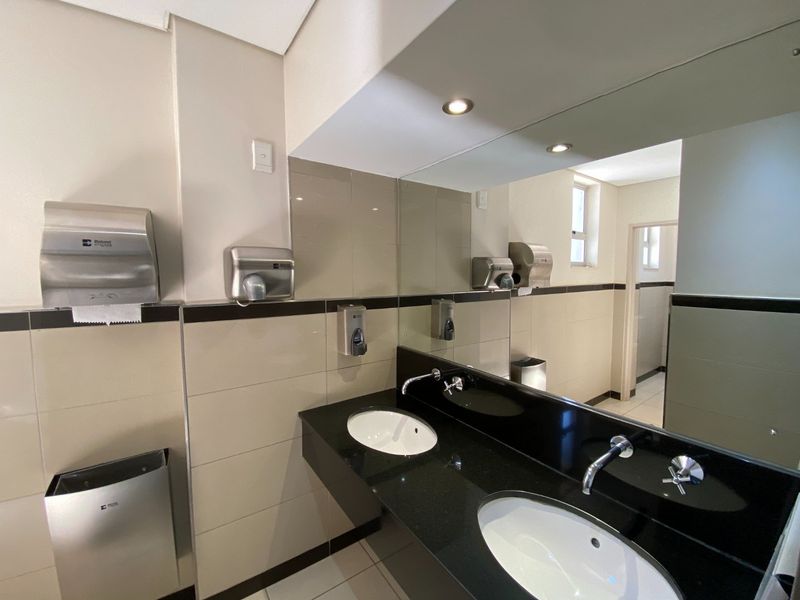 Ground Floor Office To Let In Faerie Glen - Photo 10