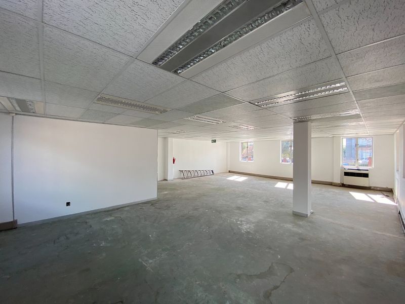 Ground Floor Office To Let In Faerie Glen - Photo 6