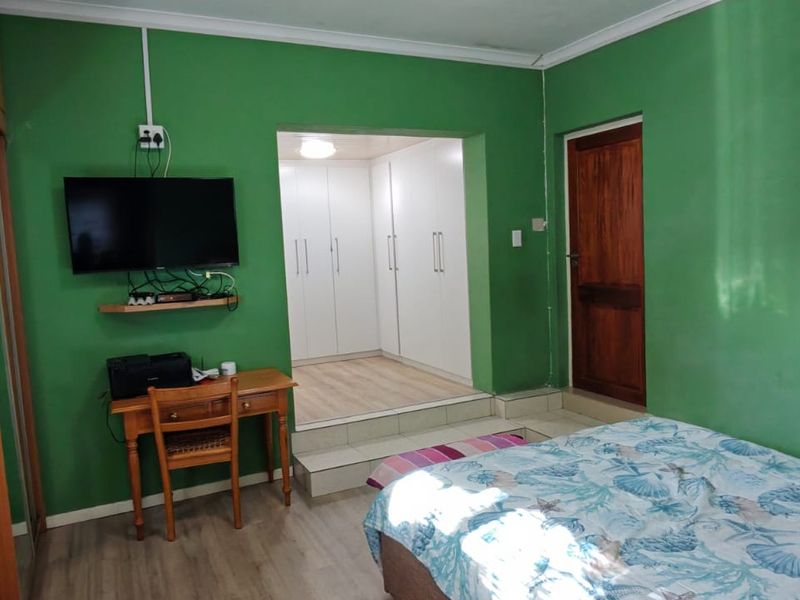 3 Bedroom Family Home in Penhill - Photo 9