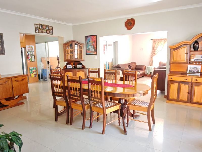 3 Bedroom Family Home in Penhill - Photo 3