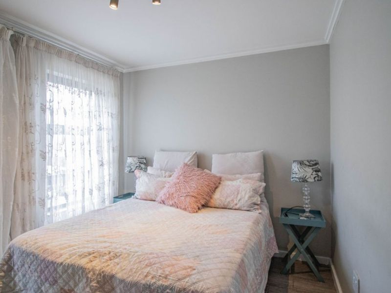 3 Bed Townhouse For Sale – Modern, Secure & Family Friendly! - Photo 3