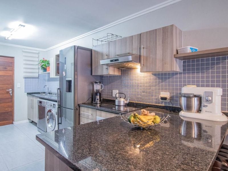 3 Bed Townhouse For Sale – Modern, Secure & Family Friendly! - Photo 8