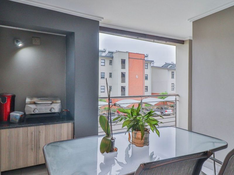 3 Bed Townhouse For Sale – Modern, Secure & Family Friendly! - Photo 7