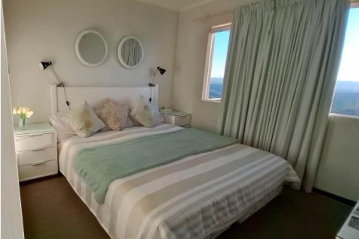 2 Bed Flat For Sale – Spacious, Secure & Convenient Living! - Photo 4