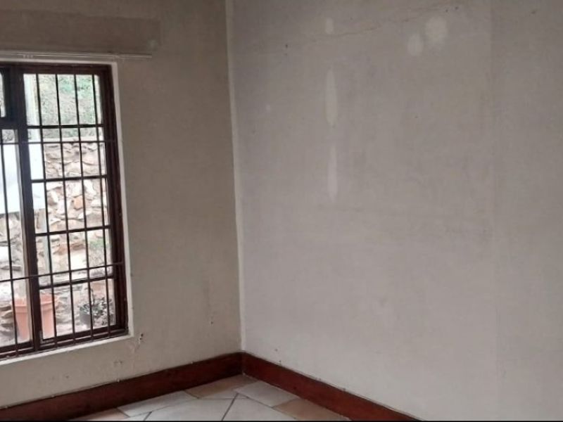 3 Bed House For Sale – Spacious, Modern & Secure Living! - Photo 8