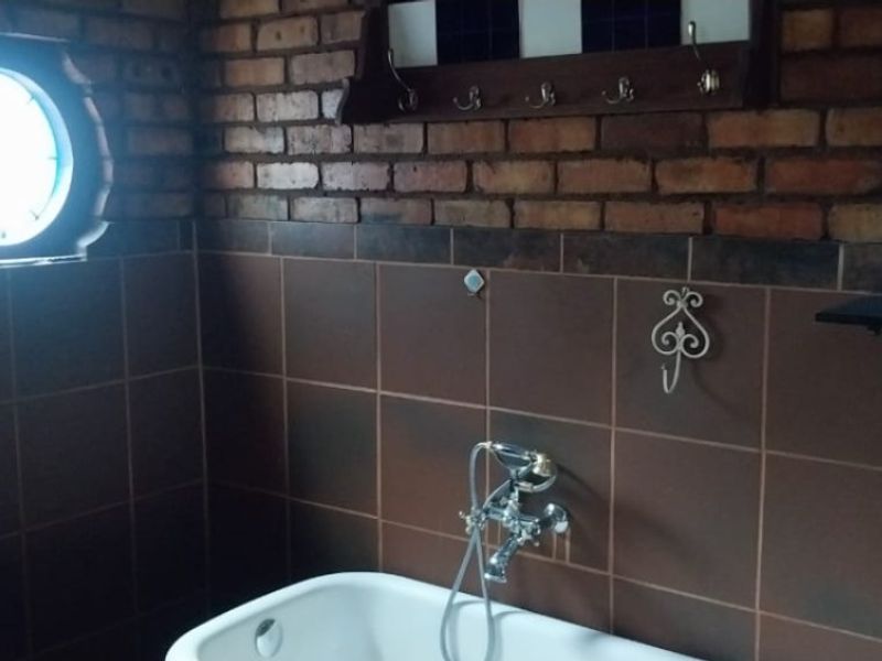 3 Bed House For Sale – Spacious, Modern & Secure Living! - Photo 6