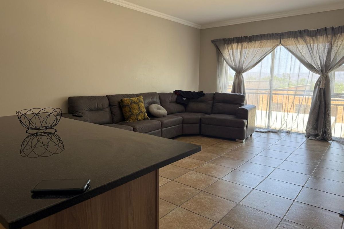 Spacious 3-Bedroom Apartment for Sale - Photo 5