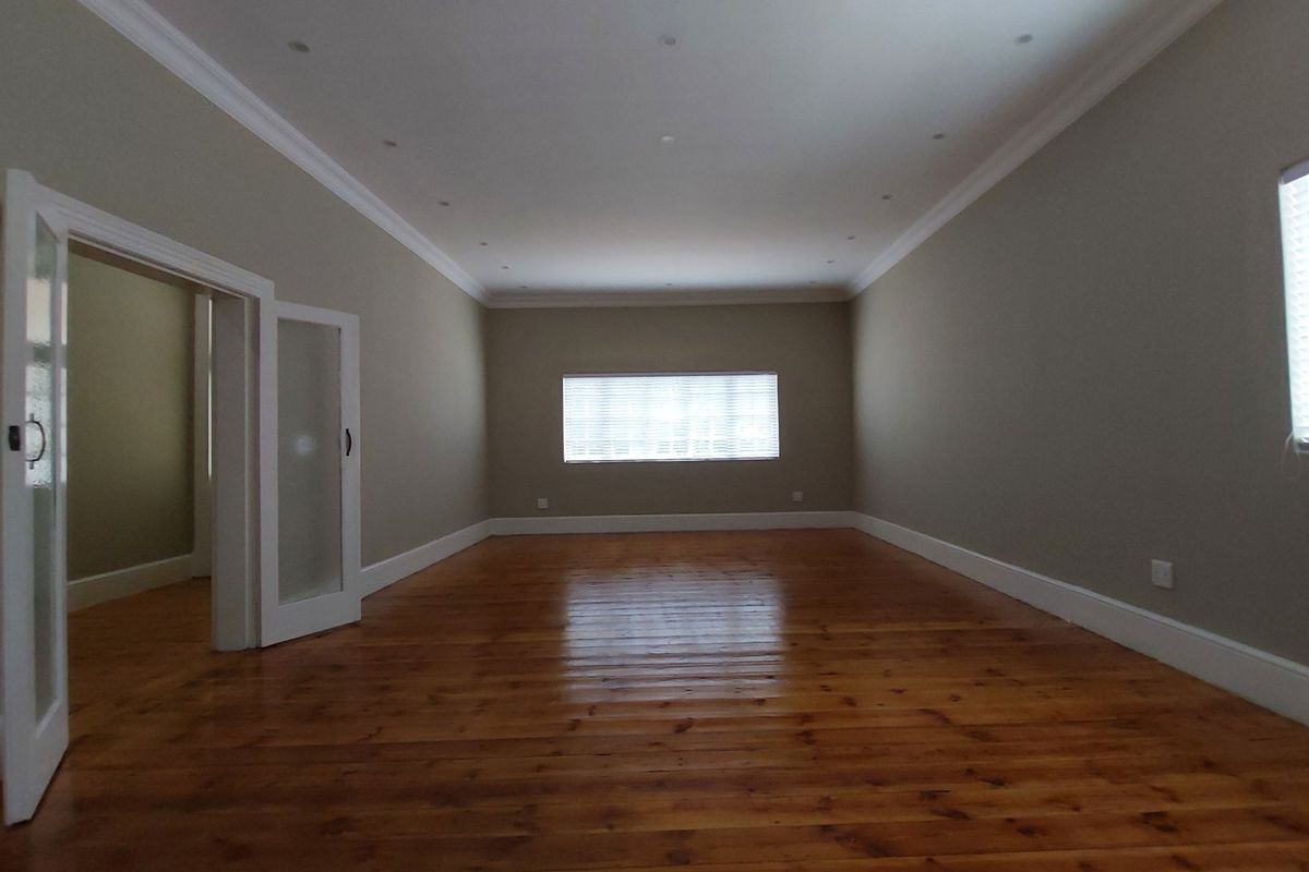 Your dream family home awaits - Newly Renovated 4-Bedroom, 3 Bathroom Family Home   - Photo 4