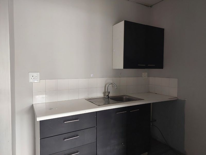 Ground Floor Office Suite in Sought-After Office Park - Photo 8