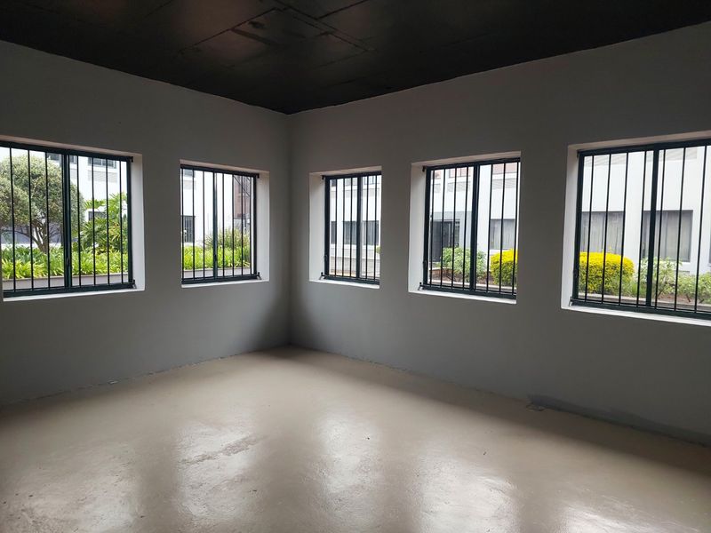 Ground Floor Office Suite in Sought-After Office Park - Photo 6