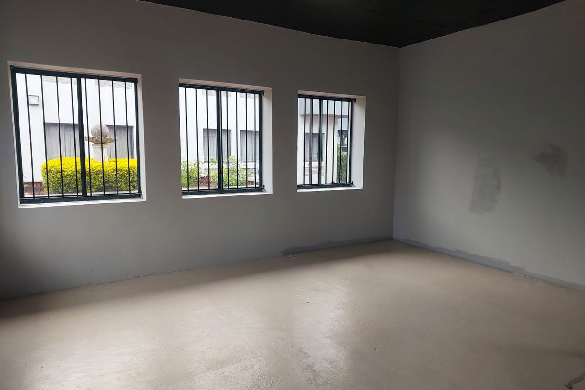 Ground Floor Office Suite in Sought-After Office Park - Photo 5