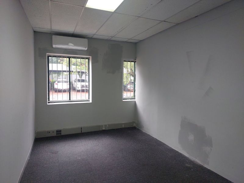 Bryanston Ground Floor Office with Generator - Photo 7