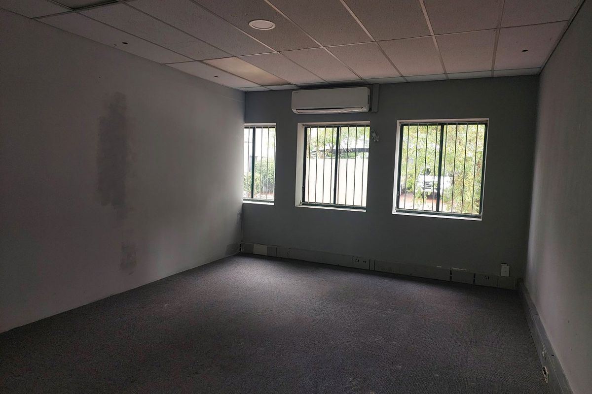 Bryanston Ground Floor Office with Generator - Photo 5