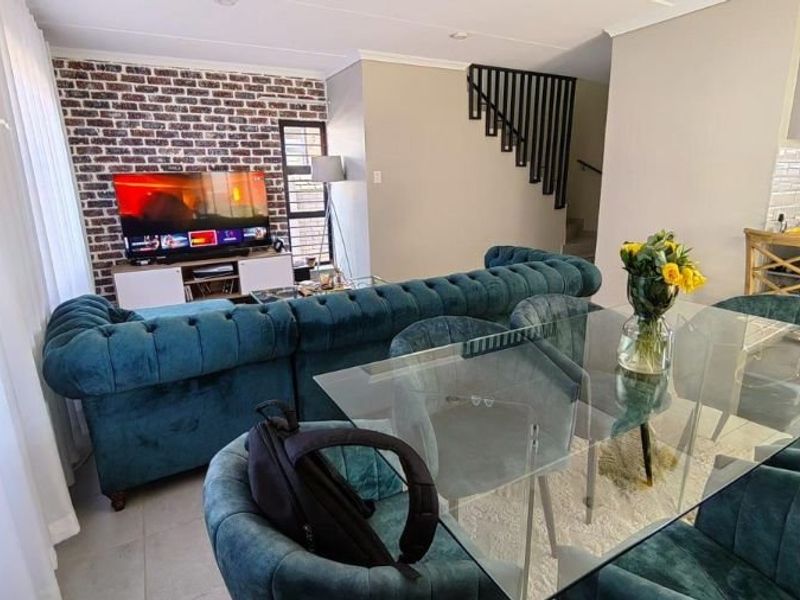 4 Bedroom Double storey for Sale in Lotus Garden  - Photo 4