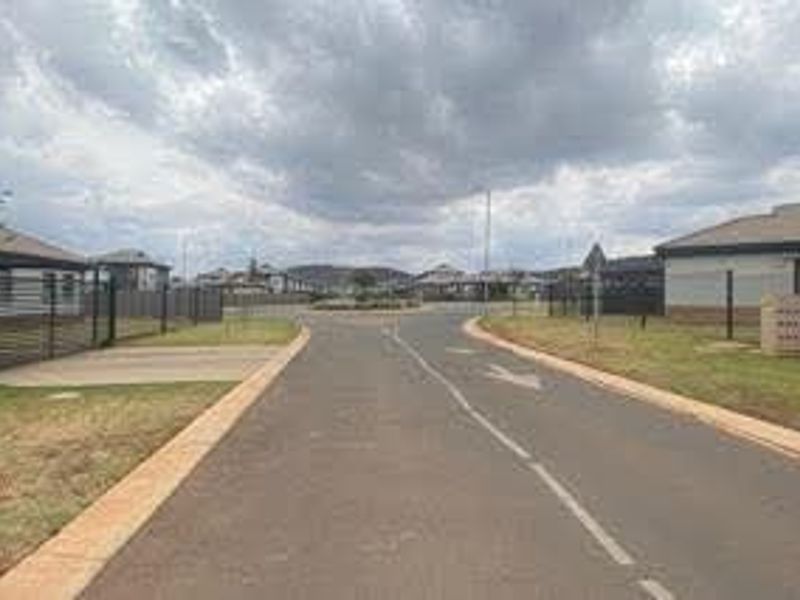 4 Bedroom Double storey for Sale in Lotus Garden  - Photo 9