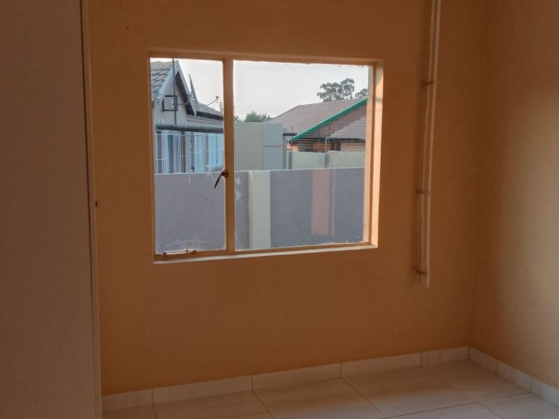 three bedroom unit in pennywhistle estate to rent-immediately - Photo 8