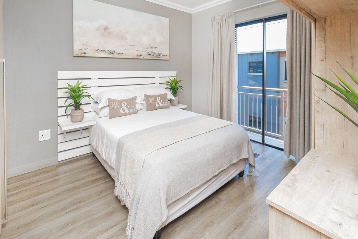 Ground Floor Unit for SALE, No Transfer Duty  - Photo 5