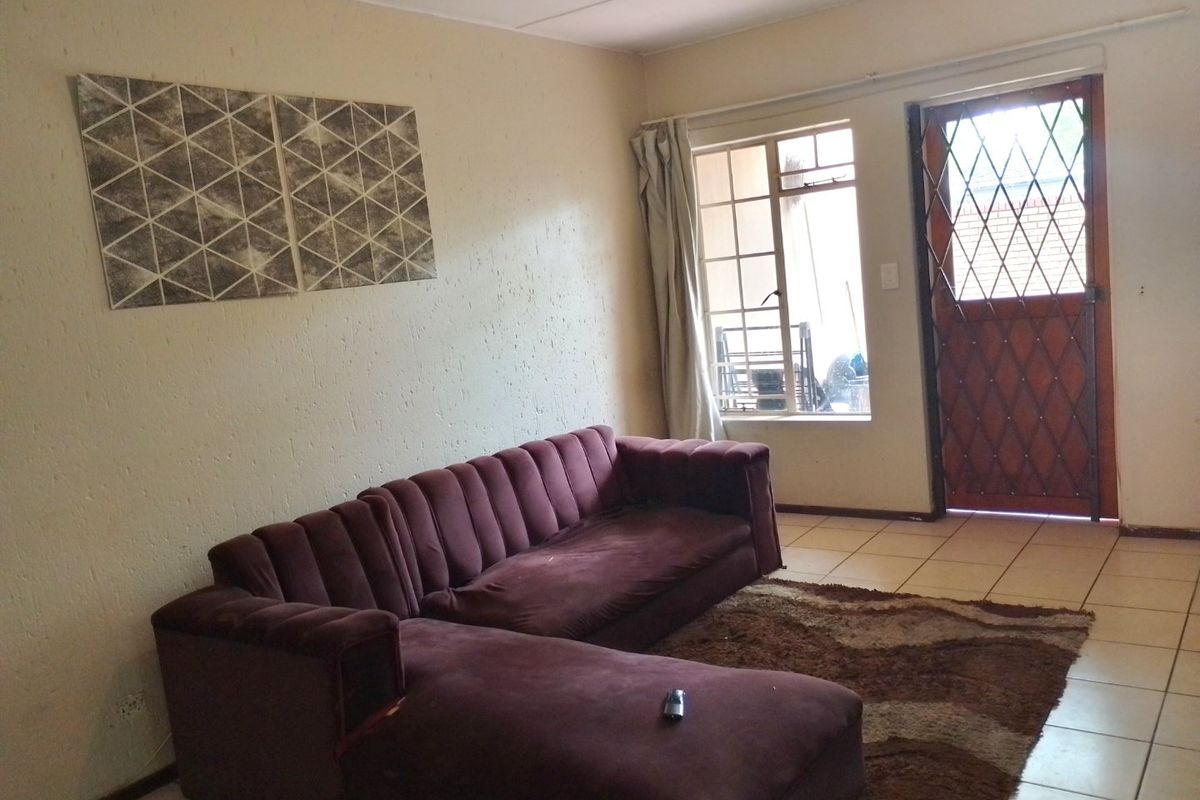 2 Bedroom and 1 Bathroom available for you to buy Call us now!! - Photo 5