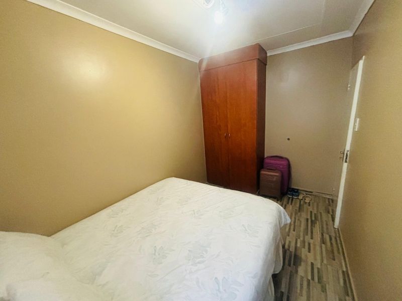 Two-bed apartment/flat in Buccleuch,Sandton -secure now!! - Photo 6
