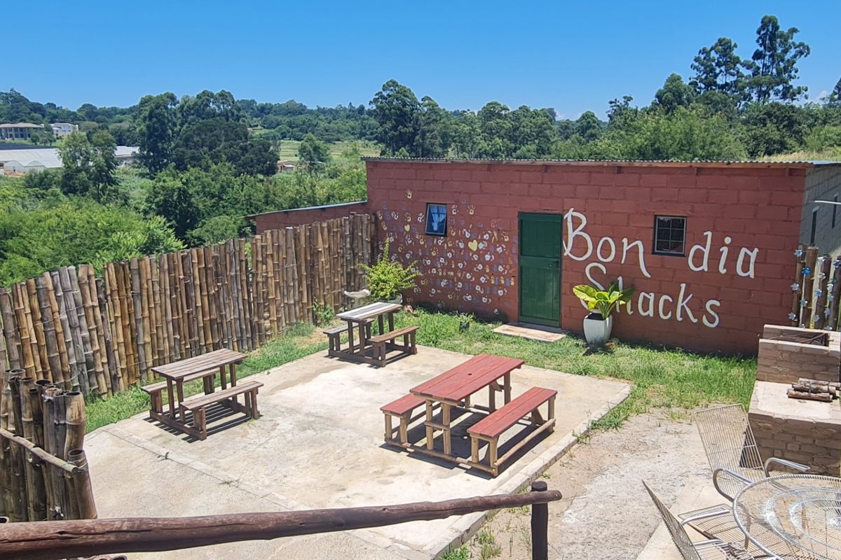 2 Dwellings On A  large Stand - Photo 3