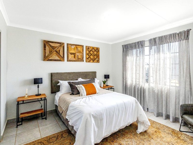 Brand new 3 bedrooms with 2 bathrooms for sale in Sky City Gated Community! - Photo 9