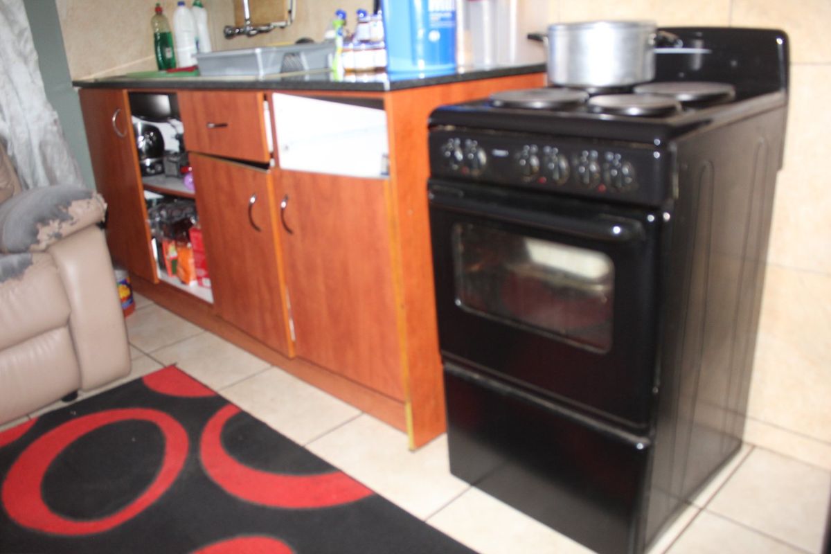 2 BEDROOM APARTMENT STARTER PACK - Photo 3