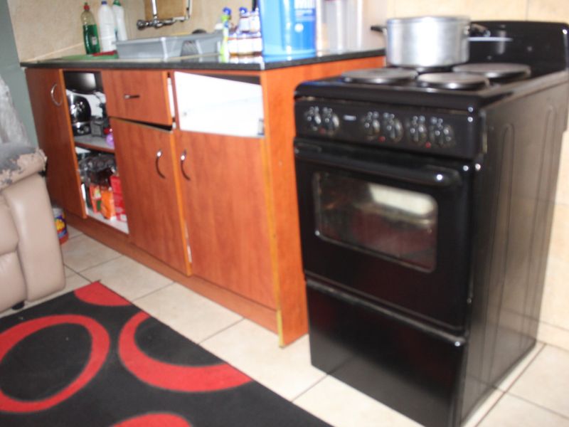 2 BEDROOM APARTMENT STARTER PACK - Photo 3