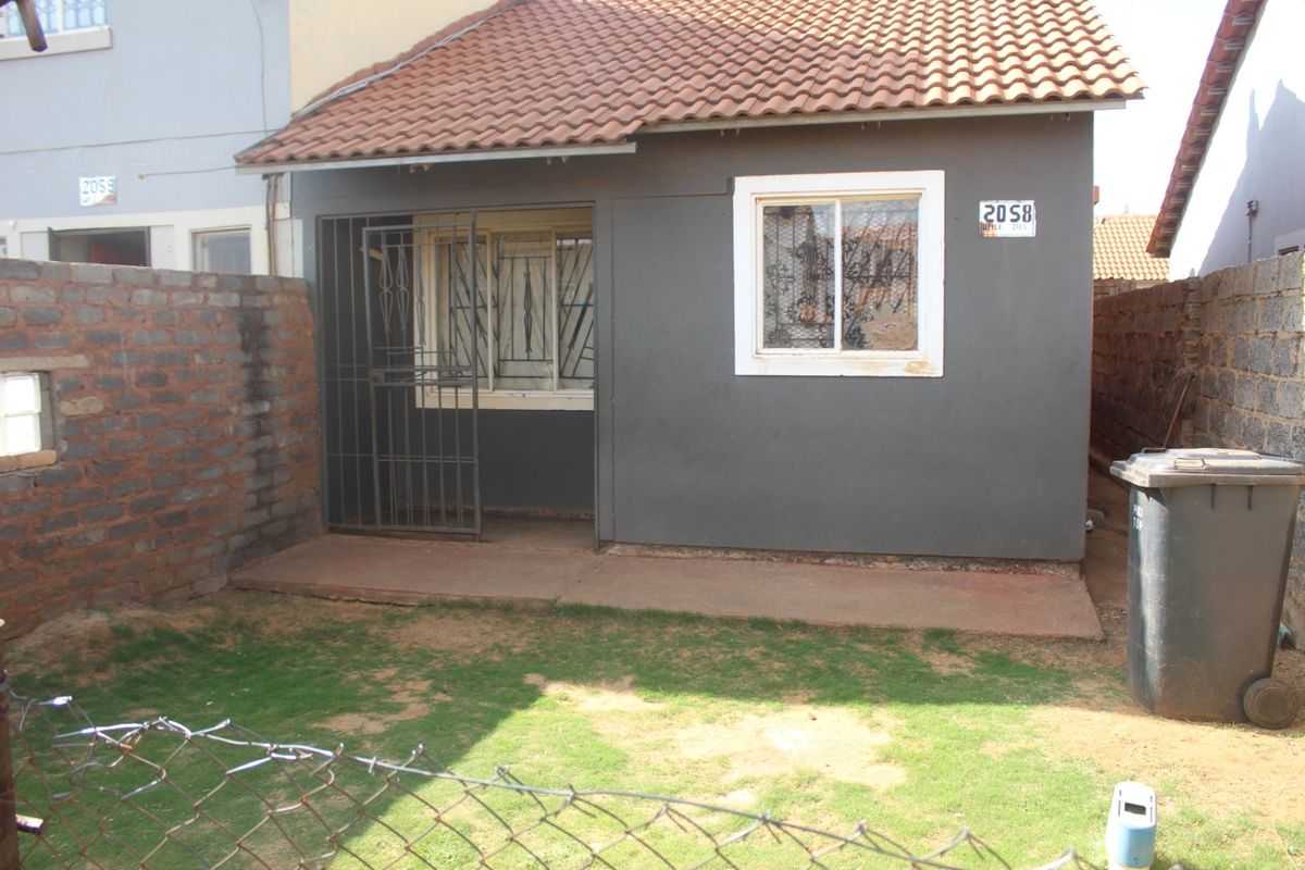 RDP House for sale in Lufhereng Ext 1 - Photo 2
