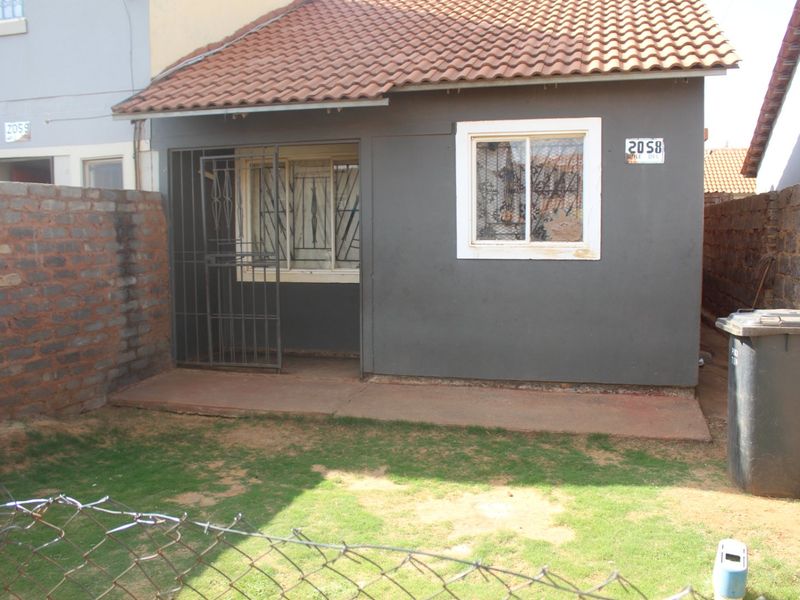RDP House for sale in Lufhereng Ext 1 - Photo 2