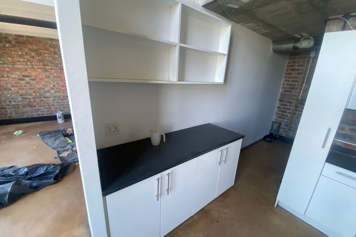 0 Bed Commercial in Woodstock for Rent - Photo 3