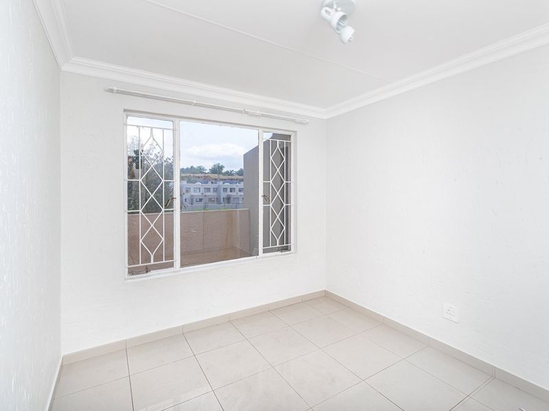 1st Floor newly renovated unit - 2 bedroom 2 bathroom  - Photo 10