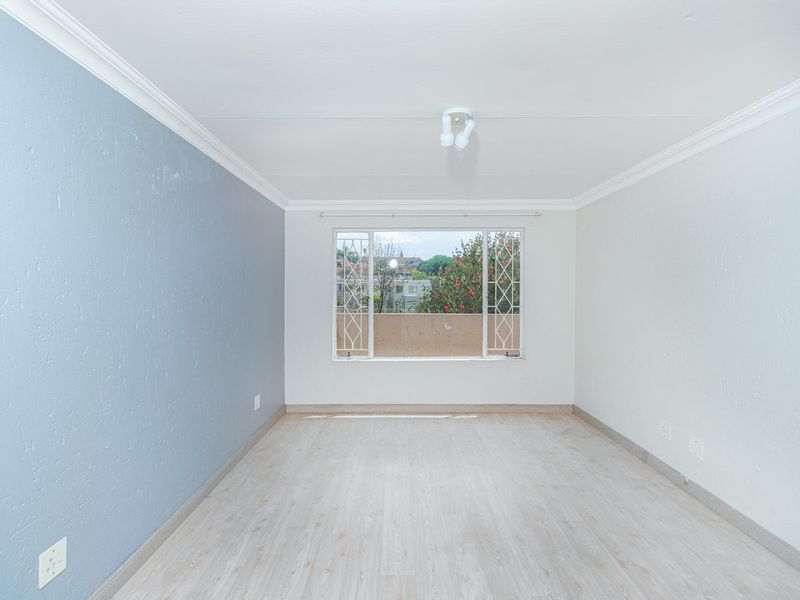 1st Floor newly renovated unit - 2 bedroom 2 bathroom  - Photo 8