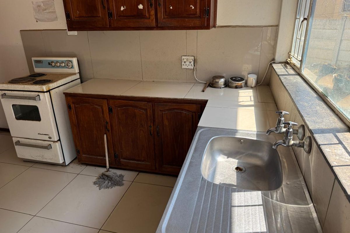 SOLE MANDATE-THE BEST OF BOTH WORLDS IN PENINA PARK - Photo 5