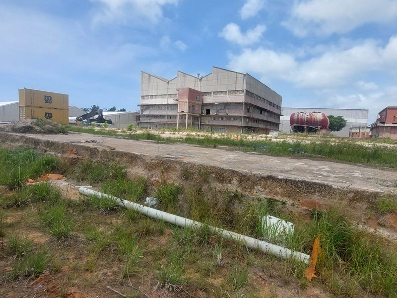 Open yard space for rental in Umbogintwini - Photo 6