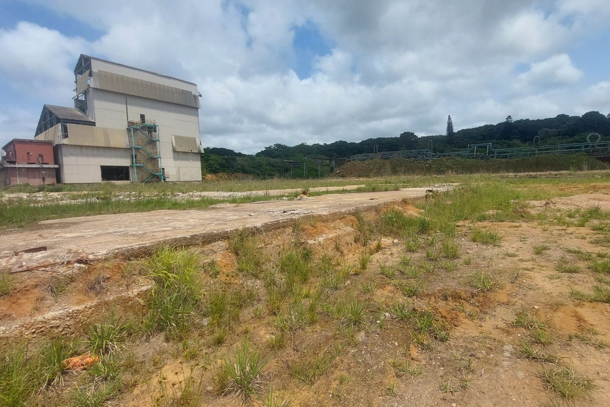 Open yard space for rental in Umbogintwini - Photo 3