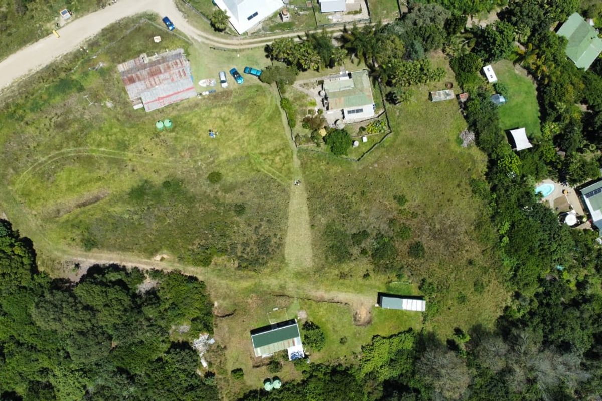 In the heart of Rondevlei Community, 1.5 Hectare smallholding waiting for your restorative touch - Photo 4