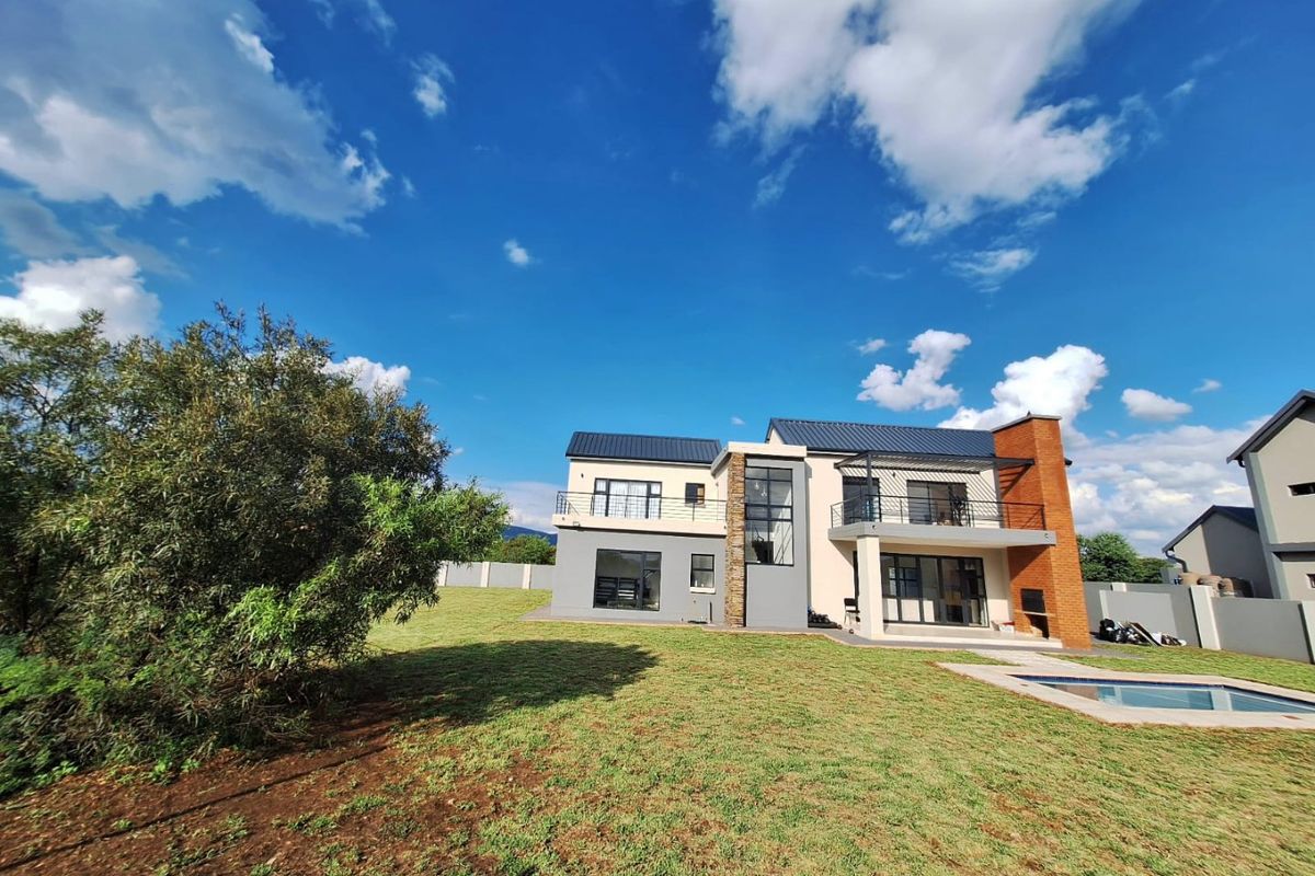 BRAND NEW MODERN DOUBLE STOREY HOUSE – LA CAMARGUE PRIVATE  COUNTRY ESTATE. - Photo 5