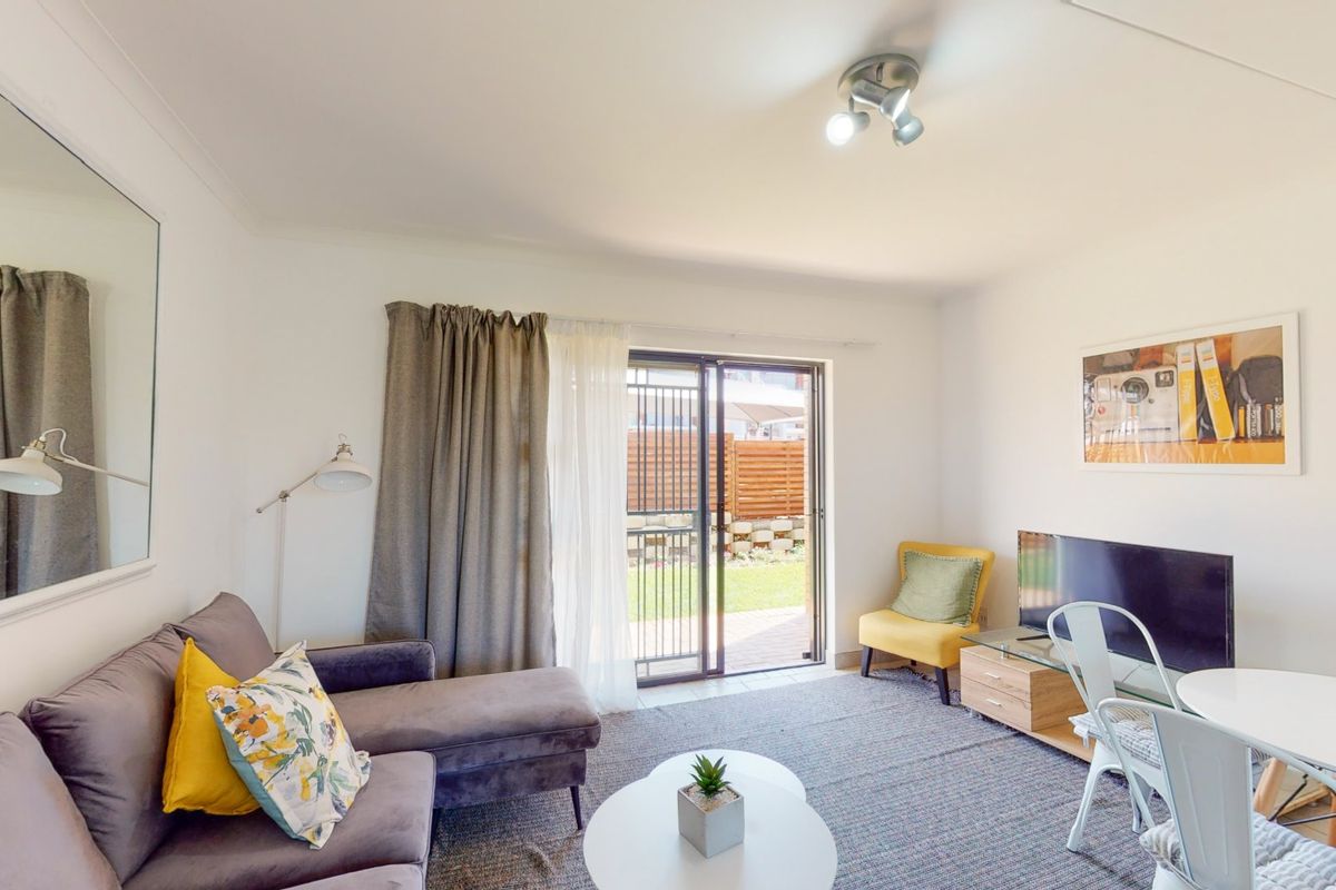 4 Bedroom 2 Bathroom apartment for sale in Ashwood, Monavoni! - Photo 4