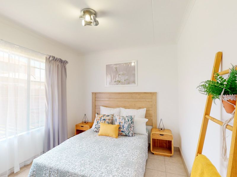 4 Bedroom 2 Bathroom apartment for sale in Ashwood, Monavoni! - Photo 7