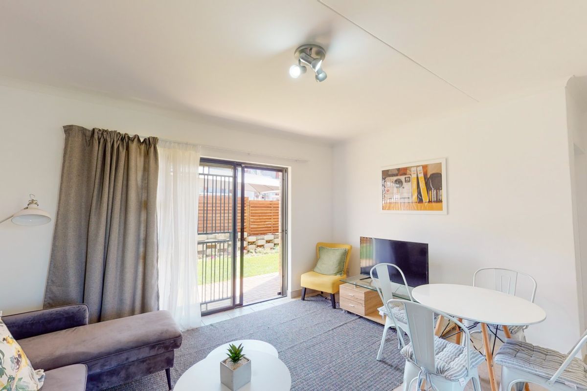 4 Bedroom 2 Bathroom apartment for sale in Ashwood, Monavoni! - Photo 5