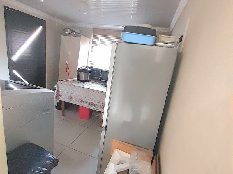 Neat 4-Bedroom Home for Sale in NU 15, Mdantsane - Photo 10